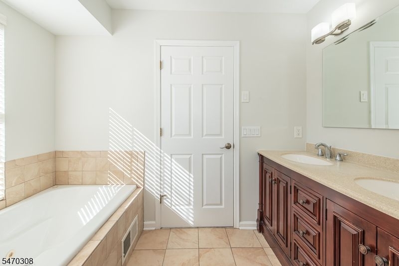 87 Woodmont Drive Randolph NJ 07869