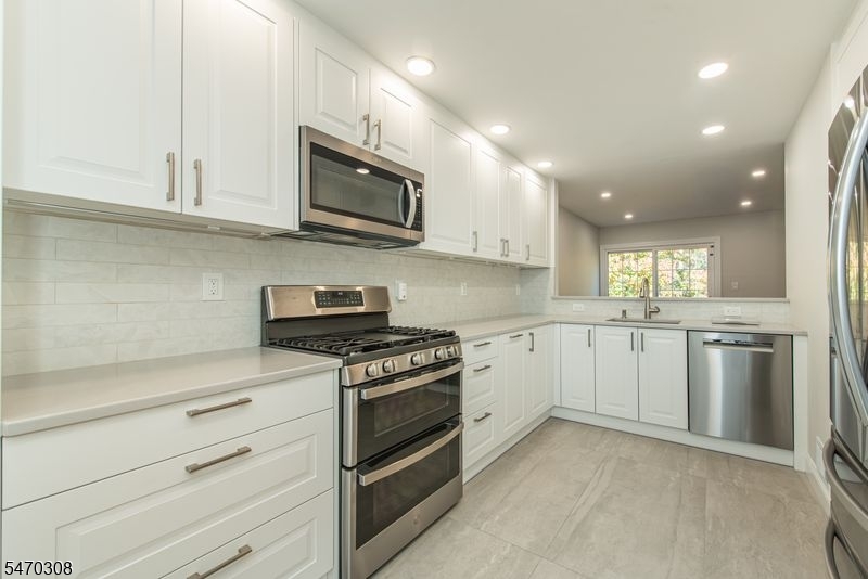 87 Woodmont Drive Randolph NJ 07869