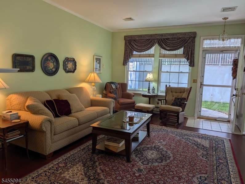 17 Quail Brook Court Bedminster NJ 07921