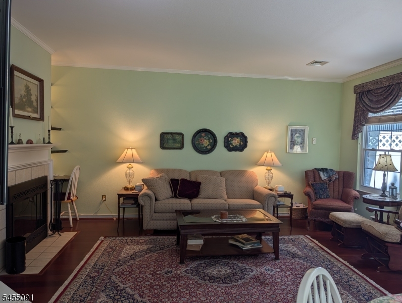 17 Quail Brook Court Bedminster NJ 07921