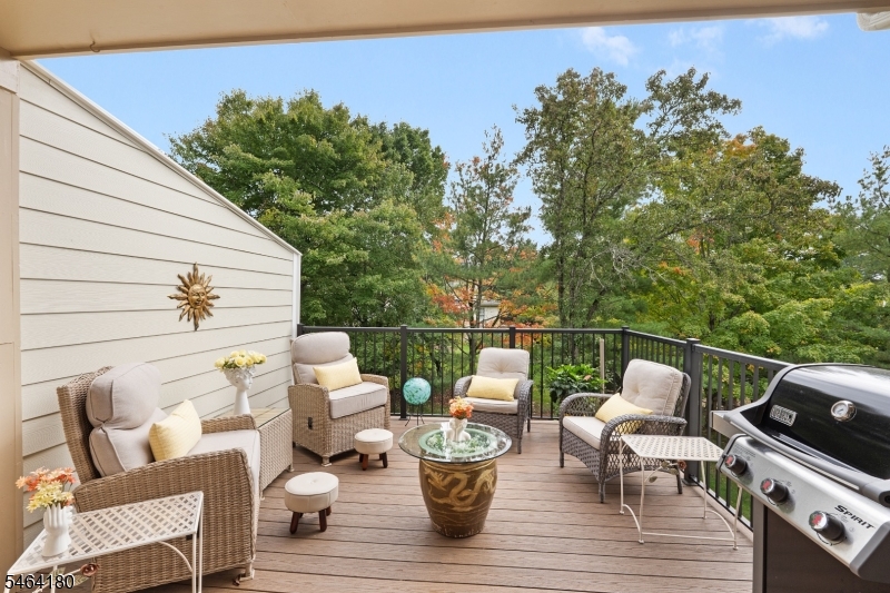 24 Gate House Court Morris NJ 07960
