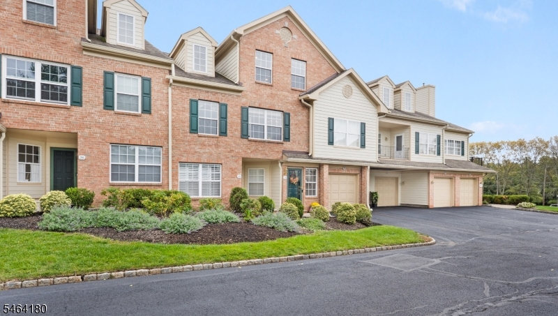 24 Gate House Court Morris NJ 07960