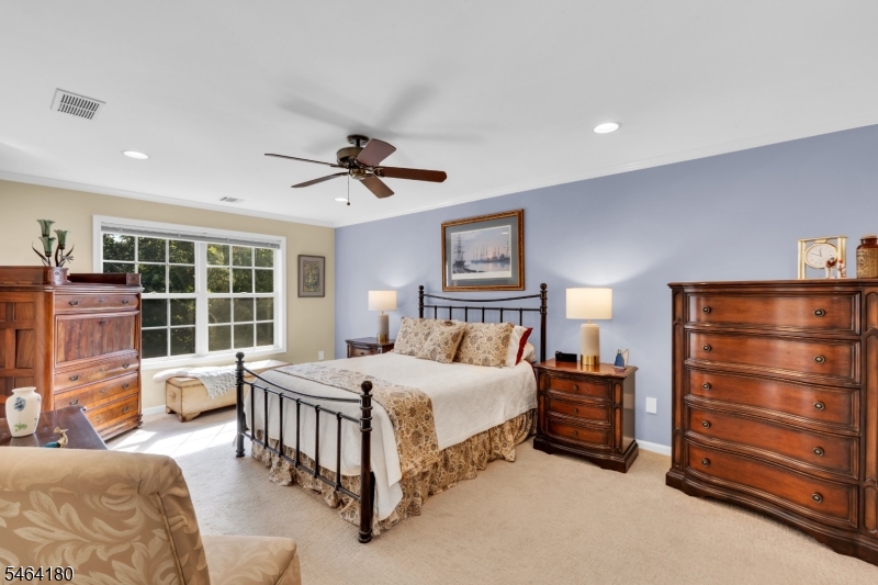 24 Gate House Court Morris NJ 07960