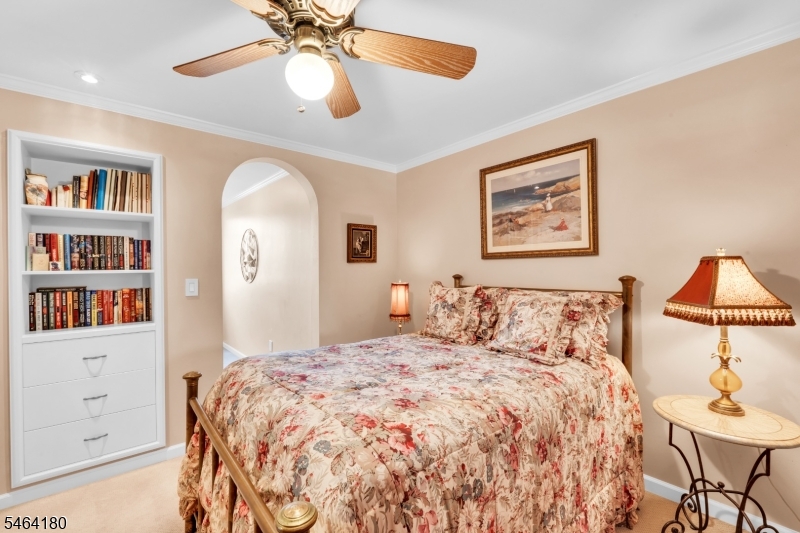 24 Gate House Court Morris NJ 07960