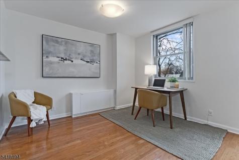 530 Valley Road - 3l Montclair NJ 07043