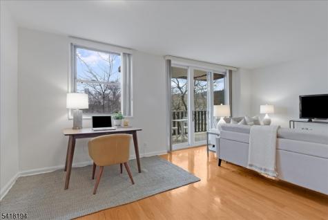 530 Valley Road - 3l Montclair NJ 07043