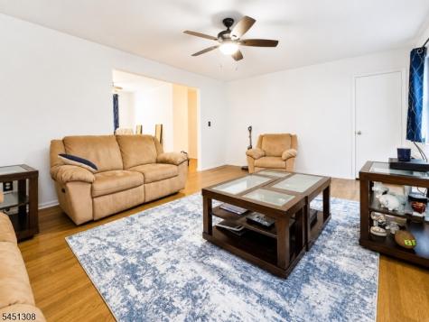 13 Wedgewood Dr Unit 87 Verona NJ 07044