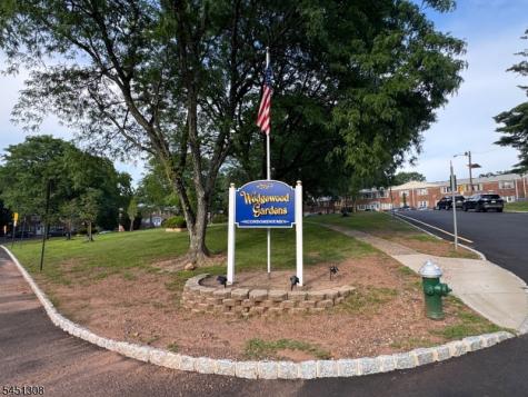 13 Wedgewood Dr Unit 87 Verona NJ 07044