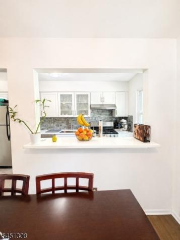 13 Wedgewood Dr Unit 87 Verona NJ 07044