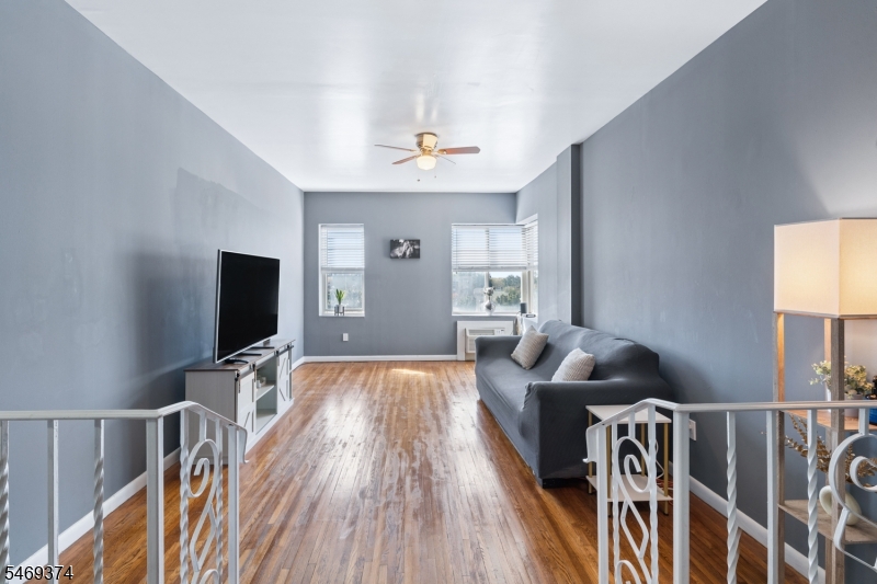 19 Lyons Avenue Newark NJ 07112