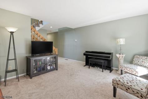 154 Marion Drive West Orange NJ 07052