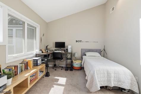 154 Marion Drive West Orange NJ 07052