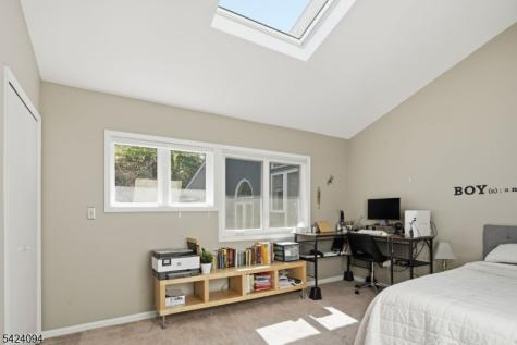 154 Marion Drive West Orange NJ 07052