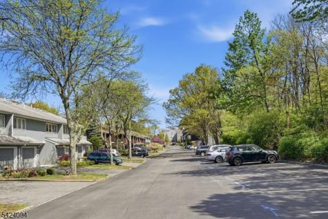 154 Marion Drive West Orange NJ 07052