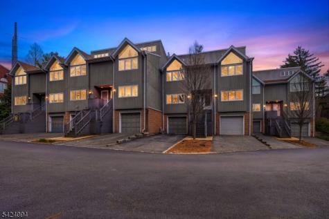 154 Marion Drive West Orange NJ 07052