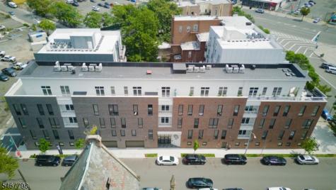 21 Lincoln Park Newark NJ 07102