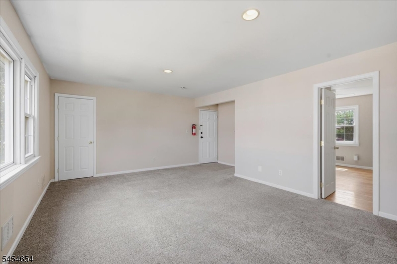 14 Dartmouth Avenue Bridgewater NJ 08807