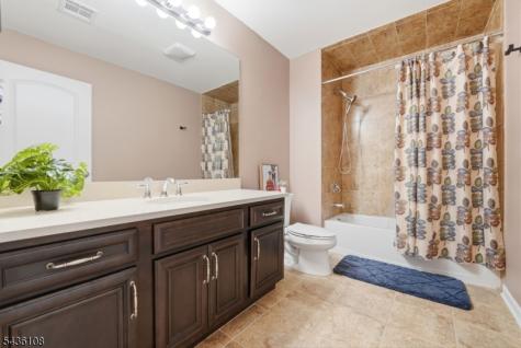 41 Harvey Court Clark NJ 07066