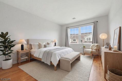 41 Harvey Court Clark NJ 07066