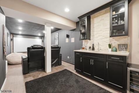 41 Harvey Court Clark NJ 07066