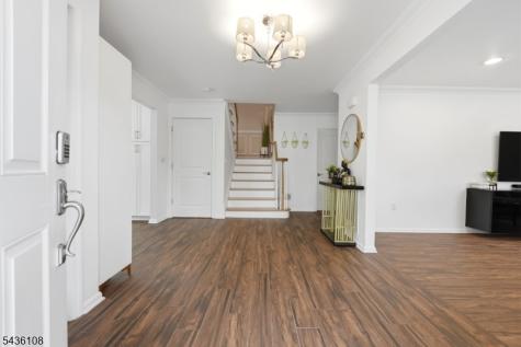 41 Harvey Court Clark NJ 07066