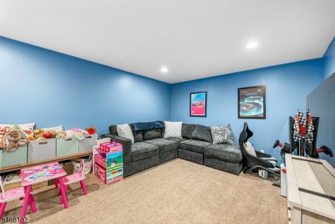 19 Birch Terrace Mount Arlington NJ 07856