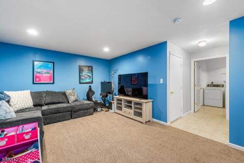 19 Birch Terrace Mount Arlington NJ 07856