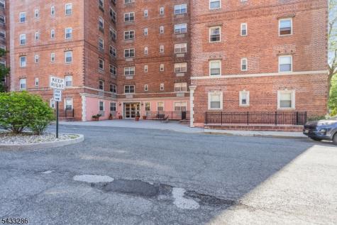 70 S Munn Avenue East Orange NJ 07018