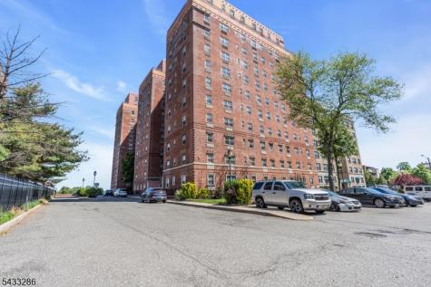 70 S Munn Avenue East Orange NJ 07018