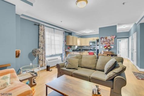 70 S Munn Avenue East Orange NJ 07018