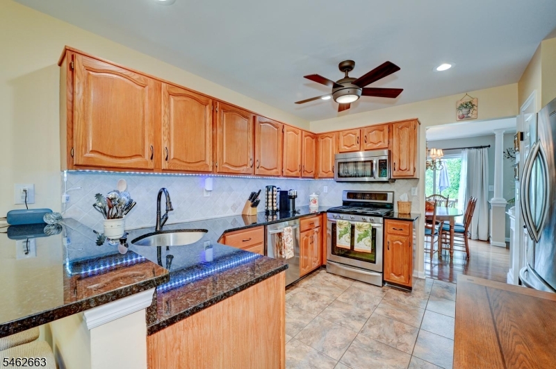 275 Morning Glory Court Readington NJ 08889