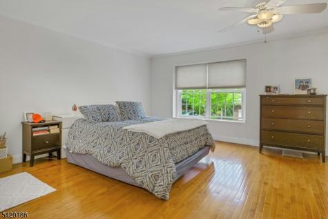 11 Bradford Terrace Boonton NJ 07005