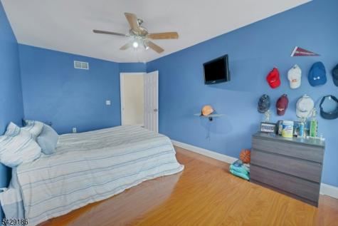 11 Bradford Terrace Boonton NJ 07005