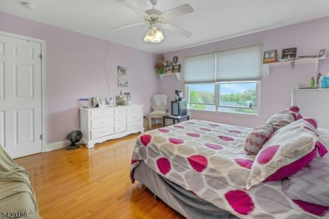 11 Bradford Terrace Boonton NJ 07005