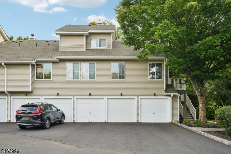 11 Stevens Court Bedminster NJ 07921