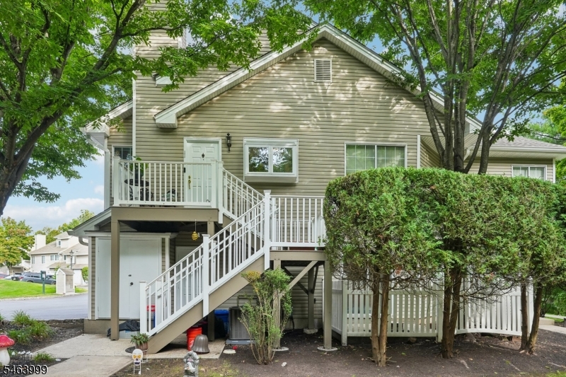 11 Stevens Court Bedminster NJ 07921