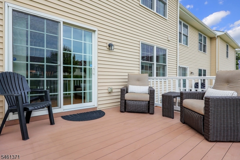 6 Harvey Court Clark NJ 07066