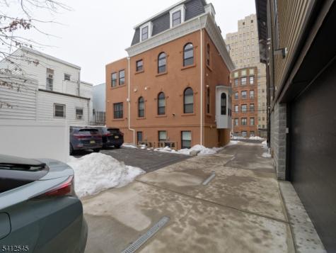 133 Clifton Place Jersey City NJ 07304