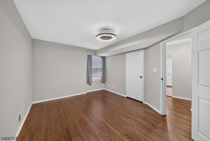 5 Stanford Drive Bridgewater NJ 08807