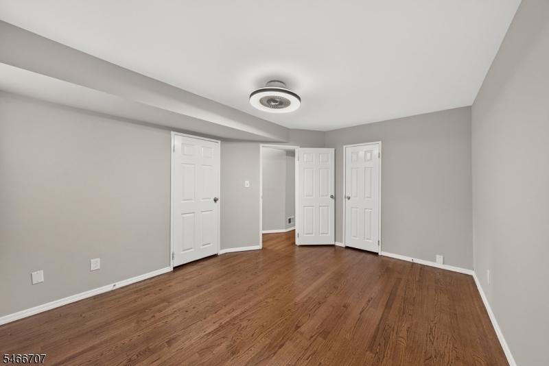 5 Stanford Drive Bridgewater NJ 08807
