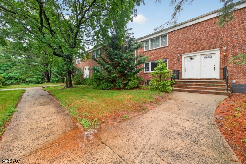 5 Stanford Drive Bridgewater NJ 08807