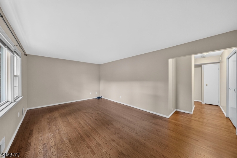5 Stanford Drive Bridgewater NJ 08807