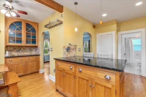 159 Park Street Montclair NJ 07042