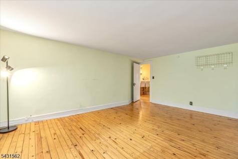 159 Park Street Montclair NJ 07042