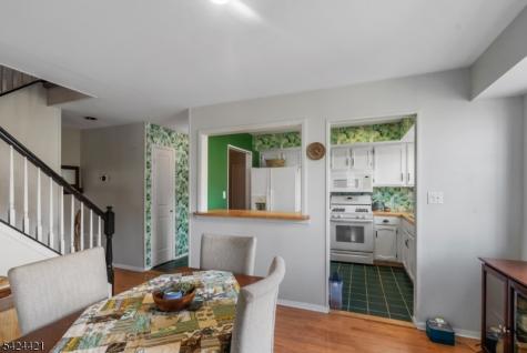 47 Manchester Lane West Milford NJ 07480