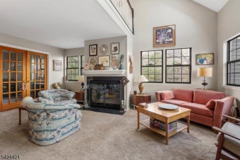 47 Manchester Lane West Milford NJ 07480