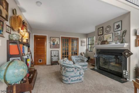 47 Manchester Lane West Milford NJ 07480