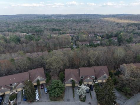 47 Manchester Lane West Milford NJ 07480