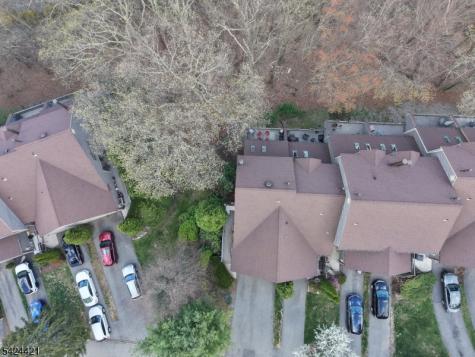 47 Manchester Lane West Milford NJ 07480