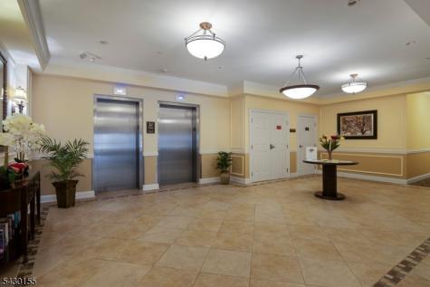 6102 Veterans Drive Rockaway NJ 07885